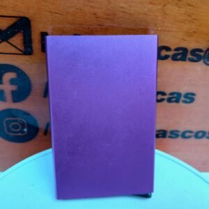 Tarjetero de metal antirrobo, color morado