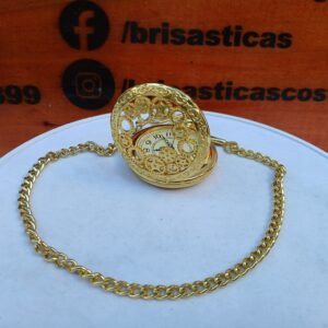 Reloj de bolsillo dorado
