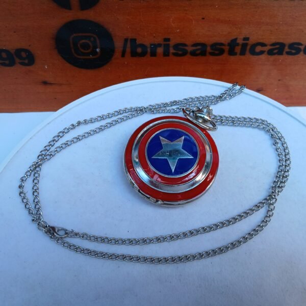 Reloj de bolsillo Capitán América, color plateado