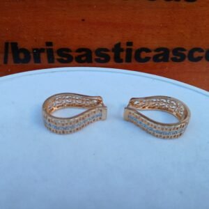 Aretes , argollas dorados  con perlitas blancas  acero inoxidable