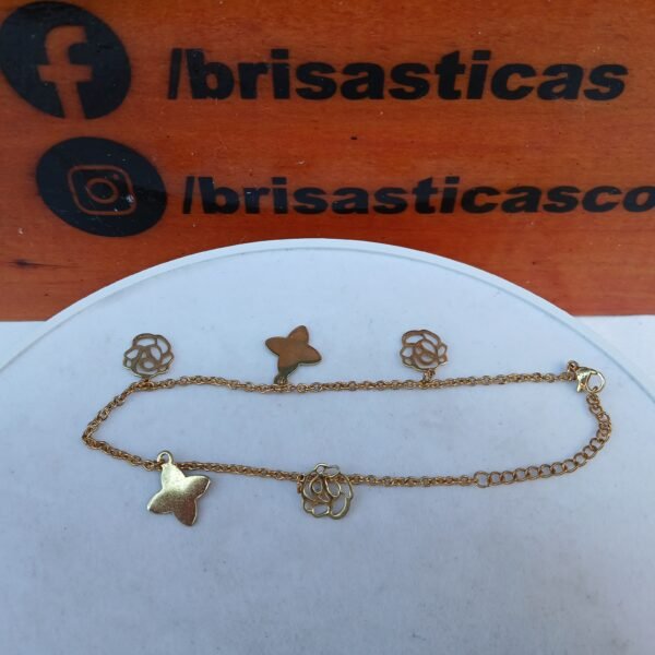 Pulsera dorada con dijes de flores y estrellas, acero inoxidable