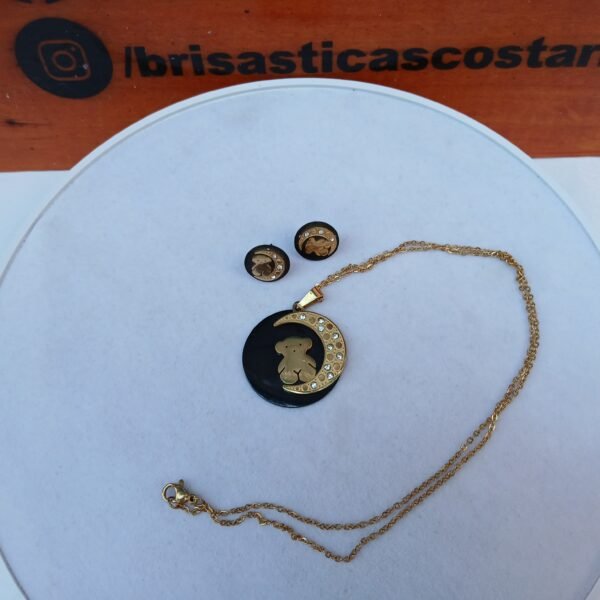 Cadena media luna con osito dorado, con aretes, acero inoxidable - Imagen 2
