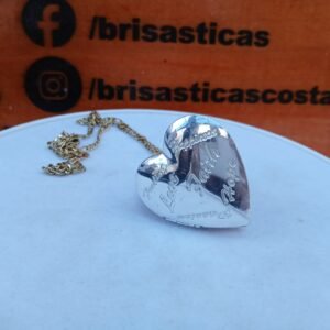 Cadena relicario corazón plateado Love, acero inoxidable. Medida corazón 29mm x 28.5mm