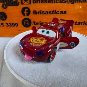 Auto Rayo McQueen con Luz y Sonido Rusteze
